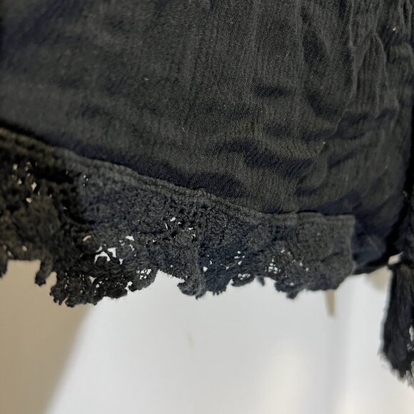 Mudd Lace Trim Drawstring Waist Shorts - Picture 5 of 6